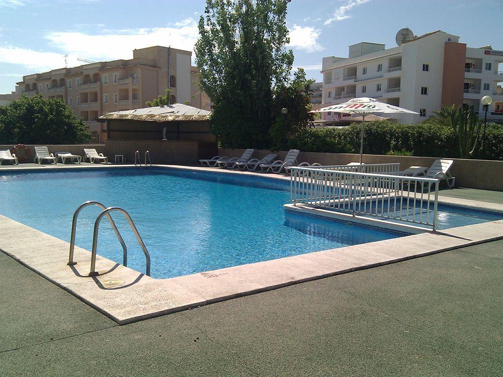 Apartamentos Alba San Antonio  Exterior photo